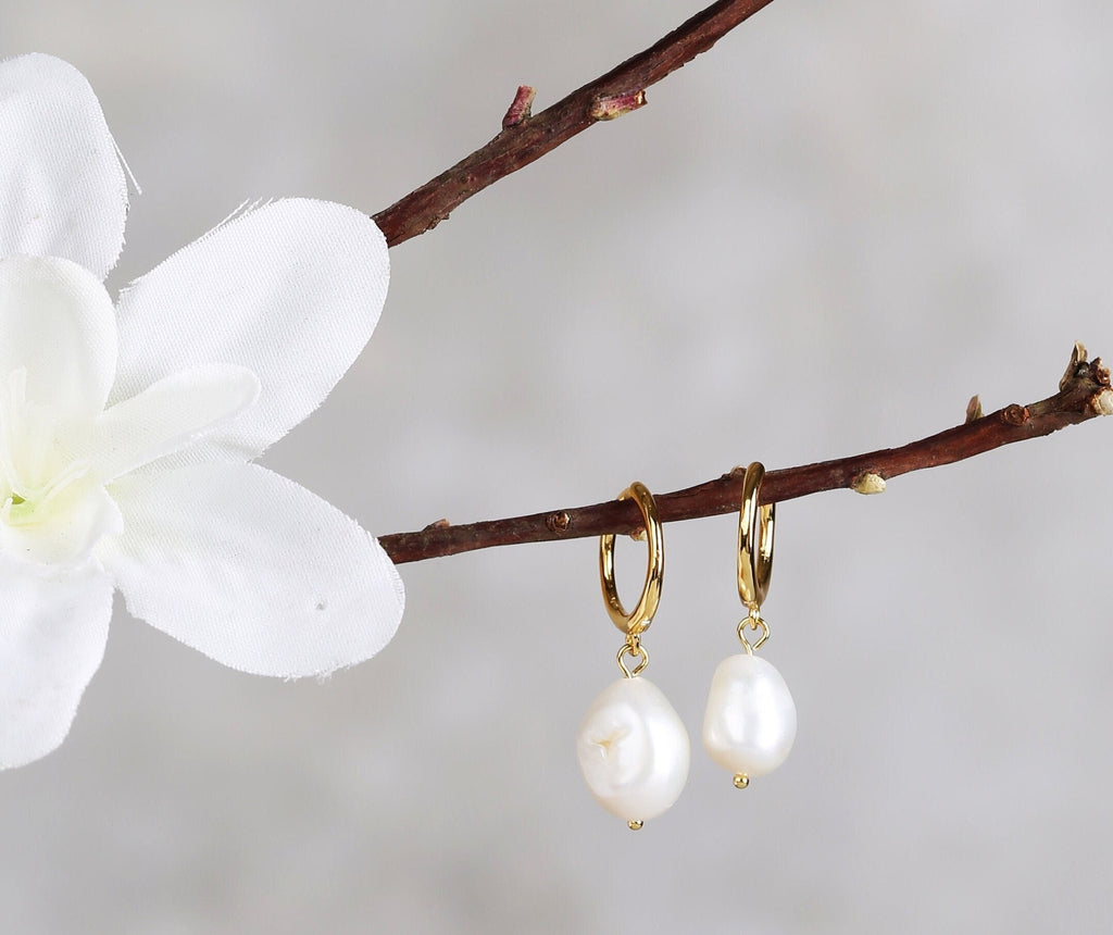 Pearl Hoop Earrings Set