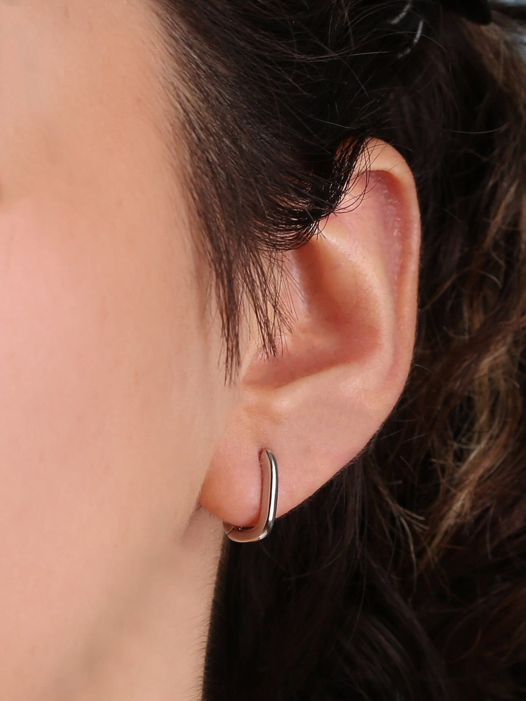 Dainty Gold Link Huggie Hoop Earrings Set