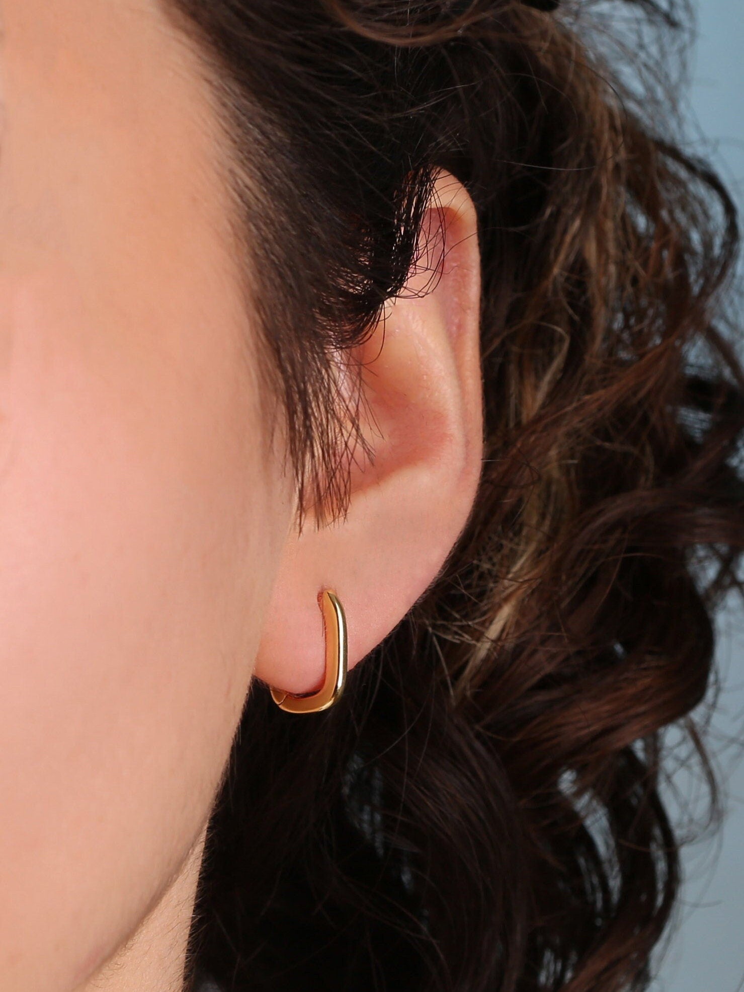 Dainty Gold Link Huggie Hoop Earrings Set