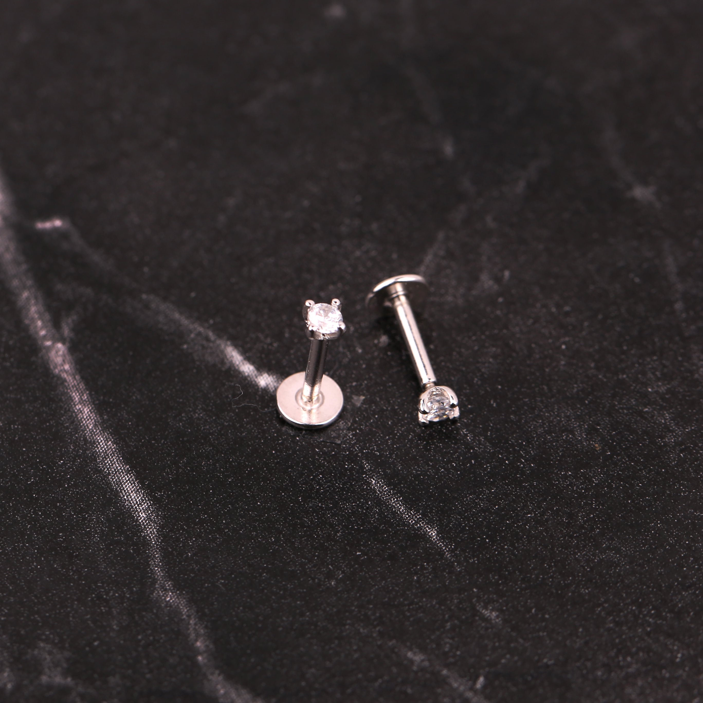 18G Tiny Diamond Threadless Push Pin Labret Stud