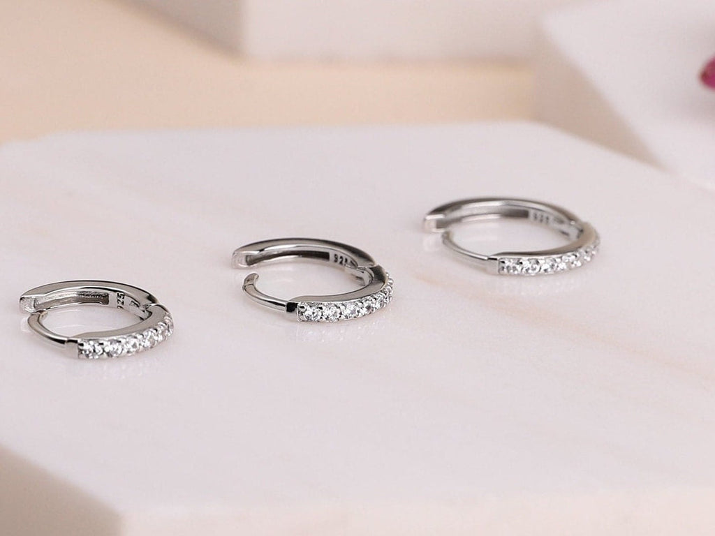 Tiny Cartilage Huggie Hoop Earrings