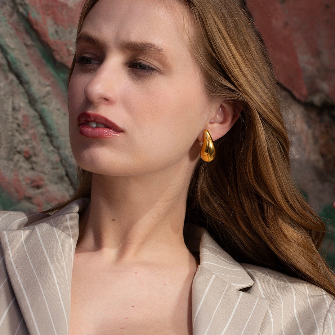 Chunky Teardrop Stud Earrings