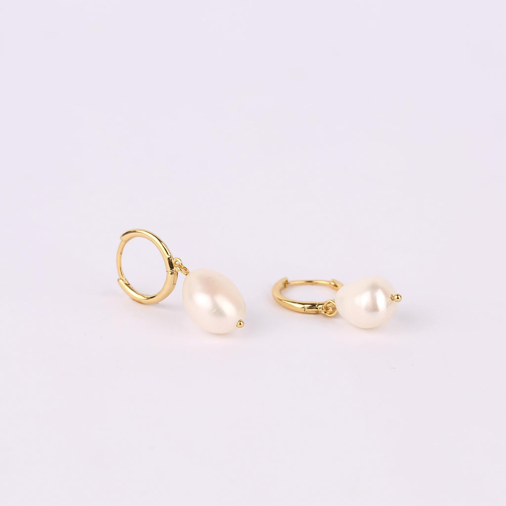 Pearl Hoop Earrings Set