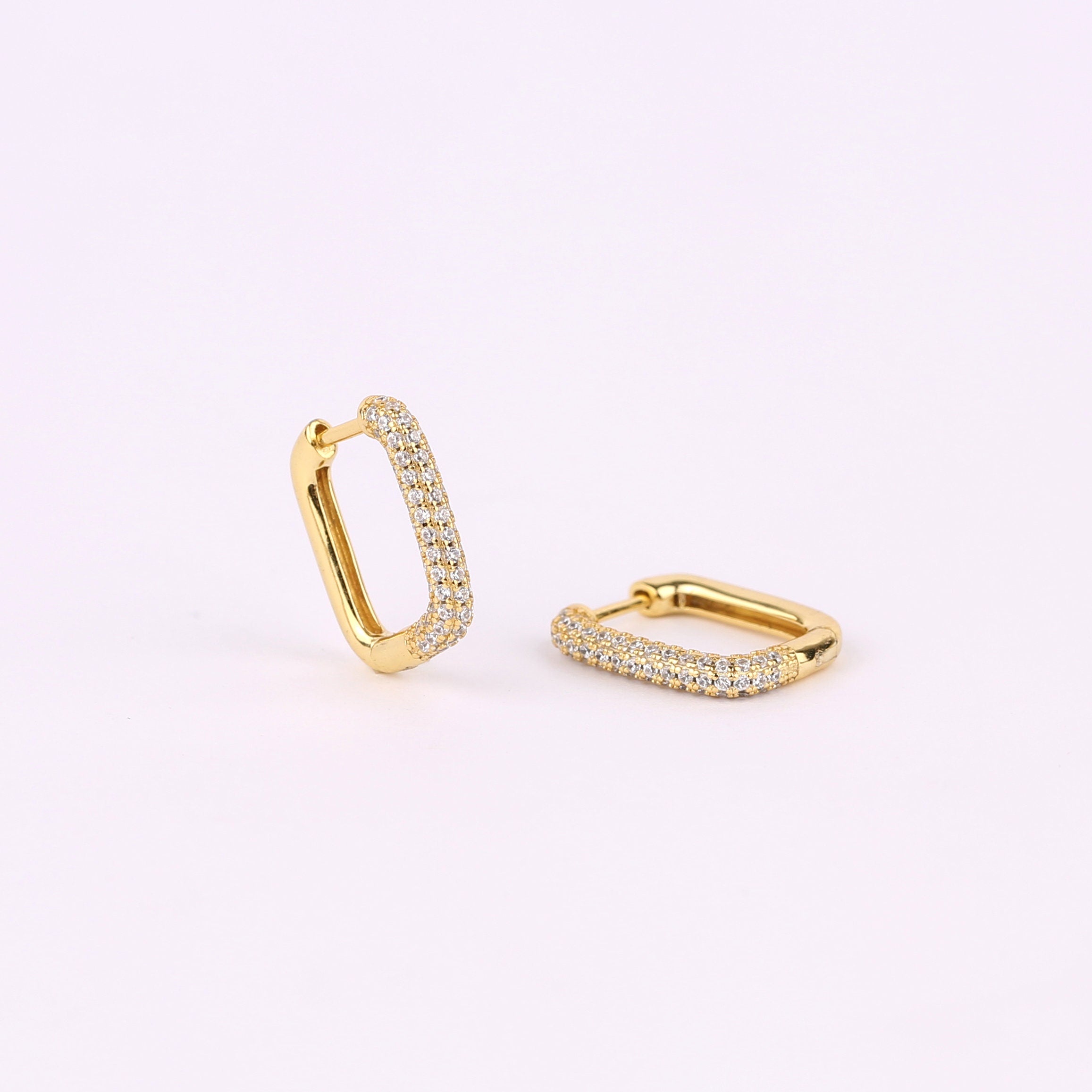 Dainty Gold Link Huggie Hoop Earrings Set