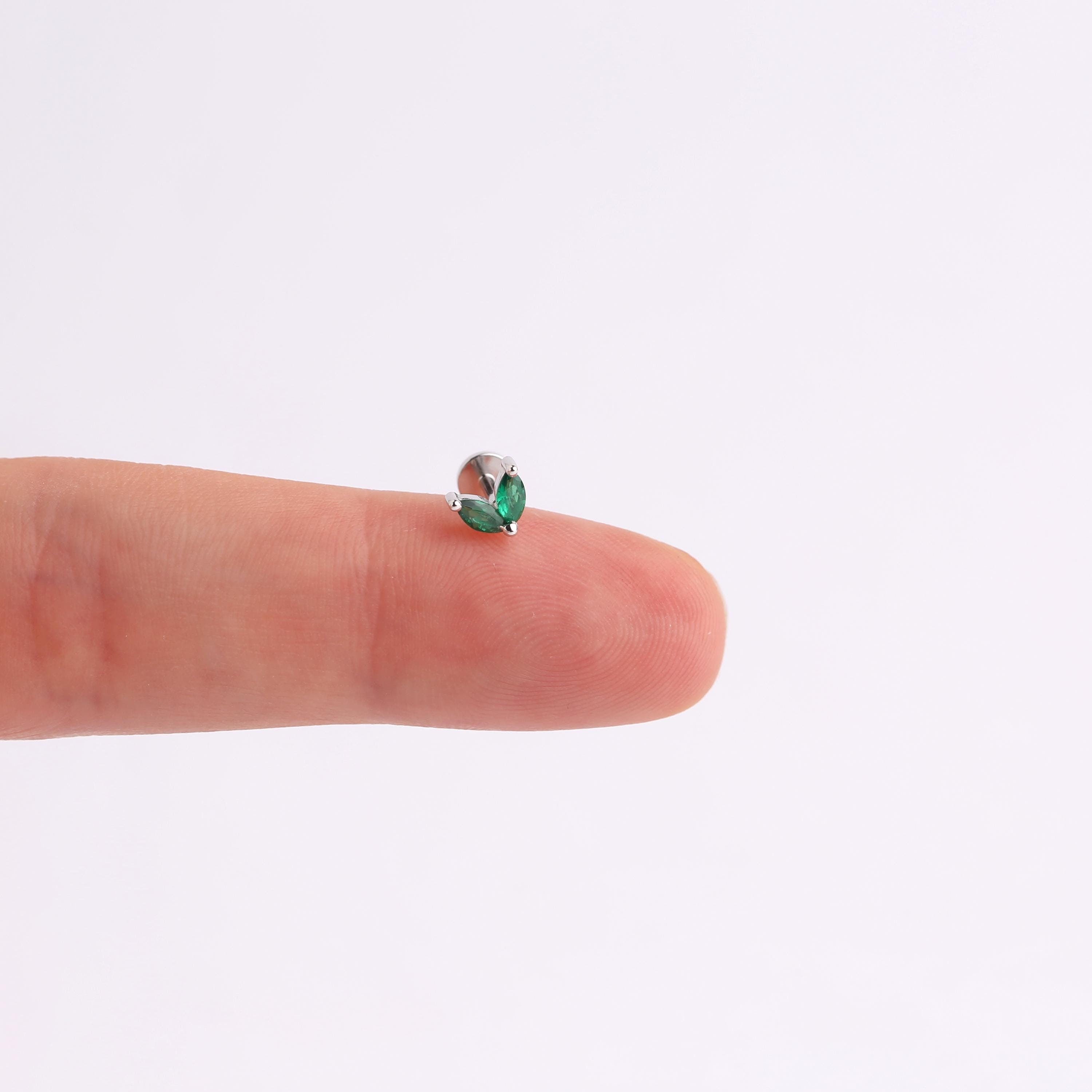 Emerald Leaf Sterling Silver Threadless Push Pin Labret Stud