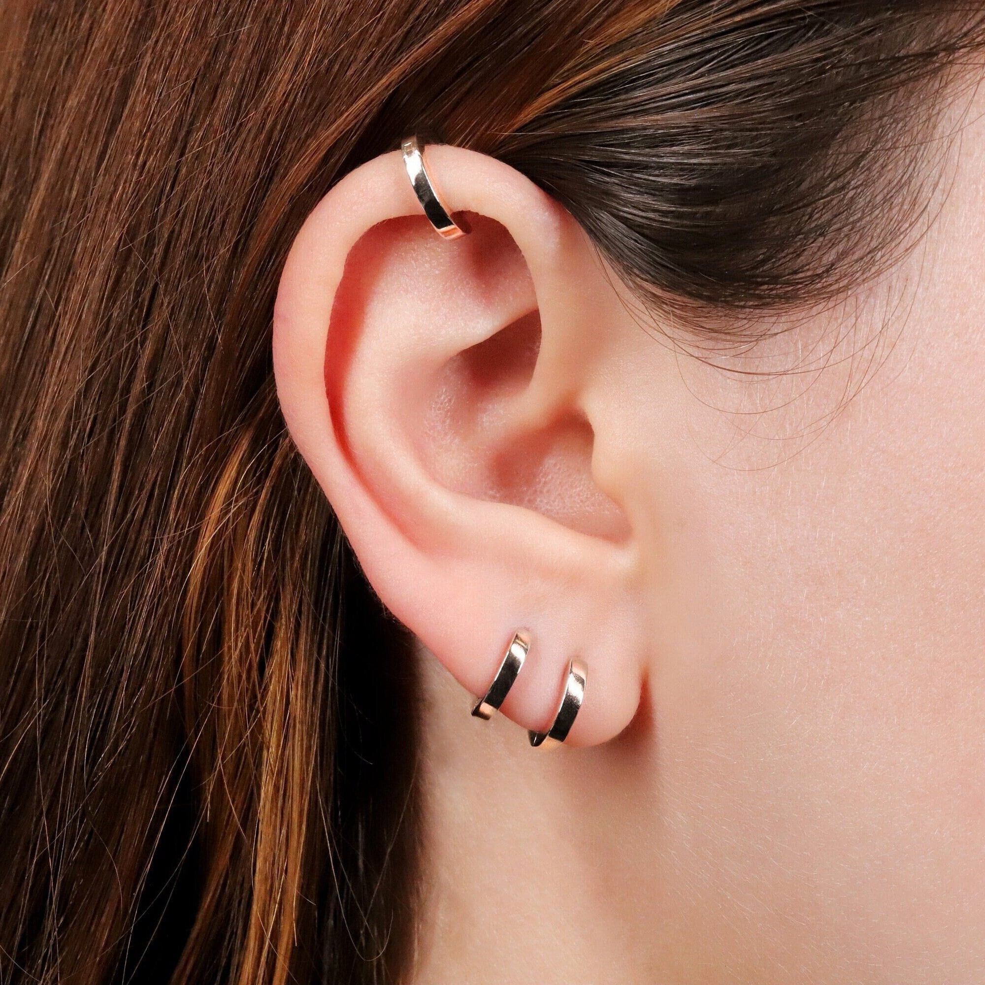 Dainty Gold Square Edge Huggie Hoop Earrings