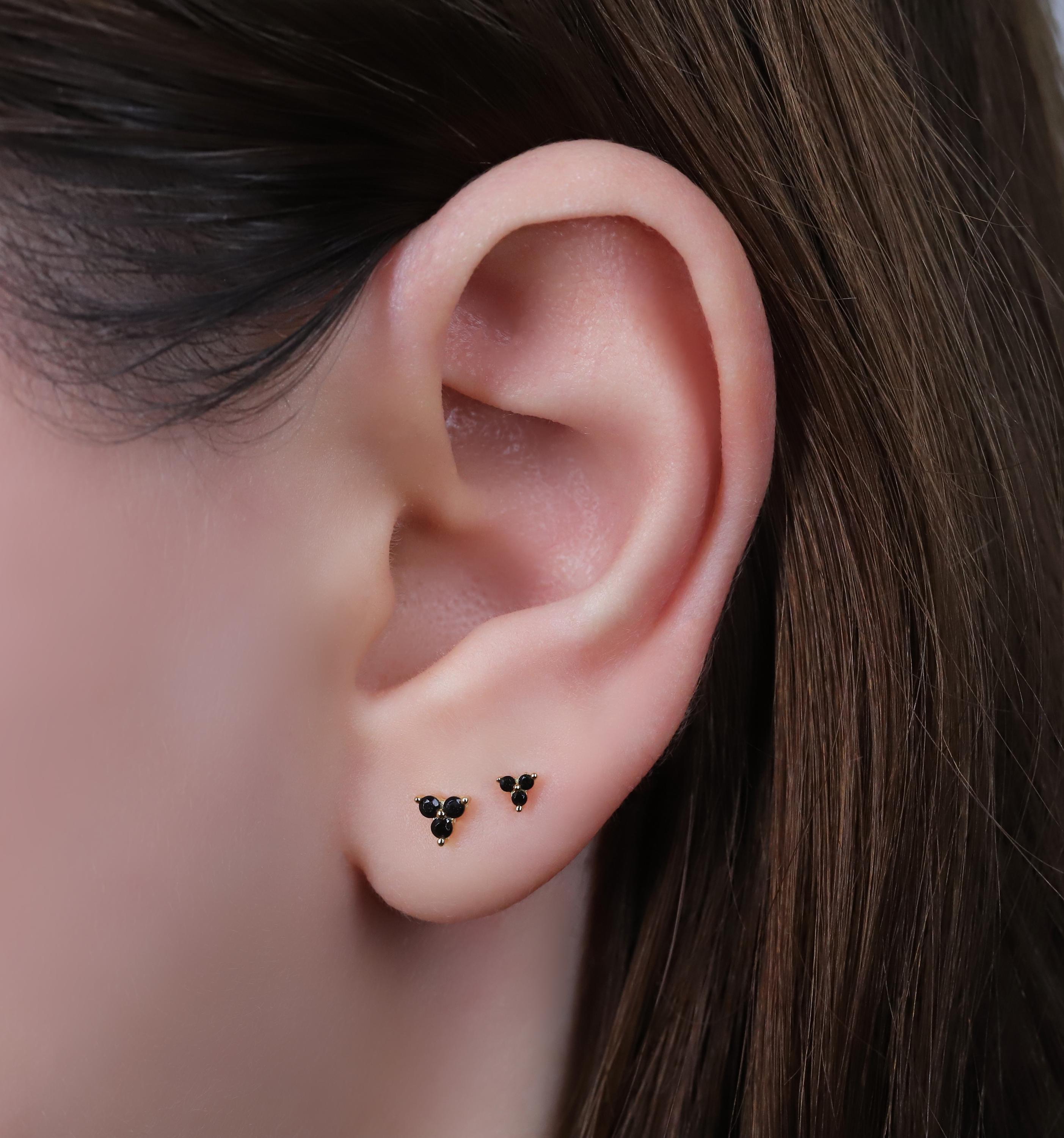 Black Stone Flower Stud Earrings for Women