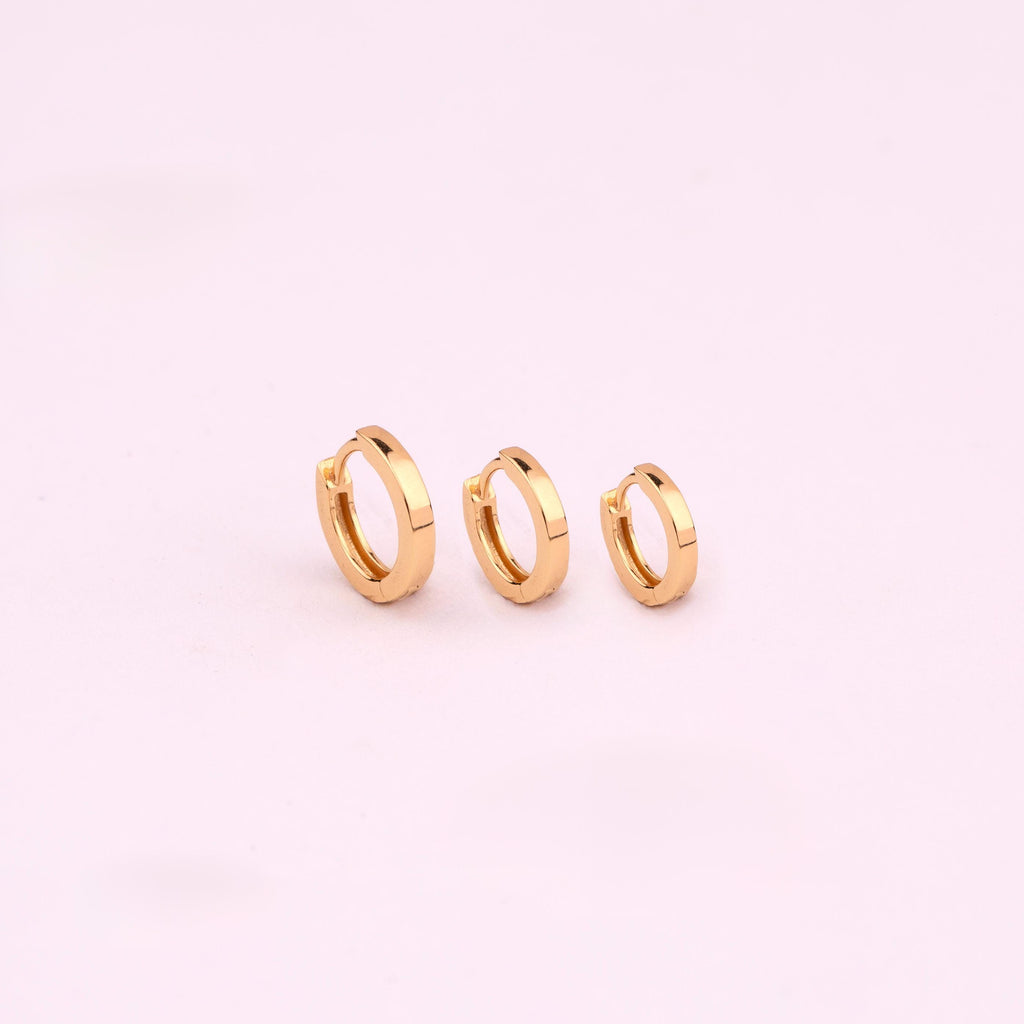 Tiny Square Edge Gold Huggie Hoop Earrings