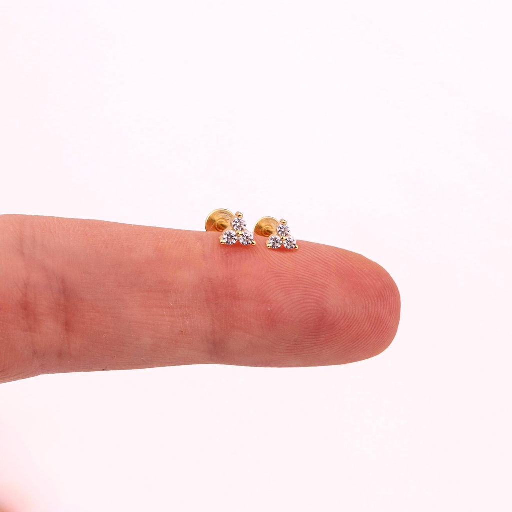 18G Tiny Flower CZ Threadless Flat Back Stud