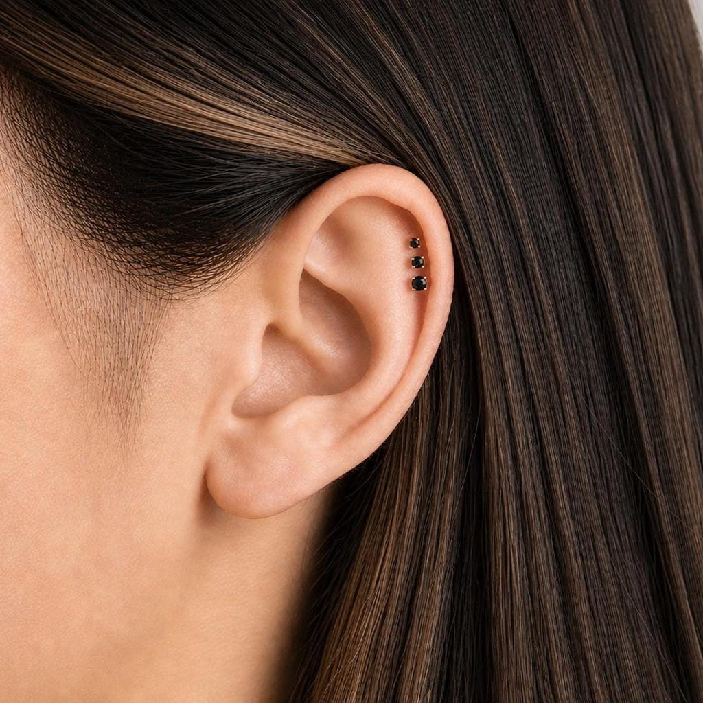 18G Black Stone Flat Back Stud