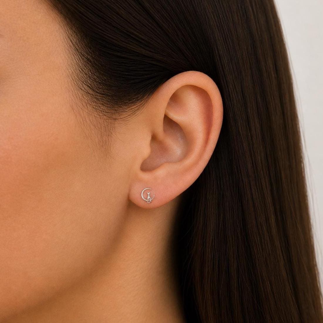 Cat Stud Earrings, Tiny Cat Earrings 6mm